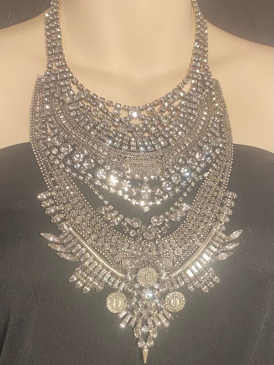 Dylanex Jewelry - Fabulous Retired Vintage Dylanex “Falkor” Necklace